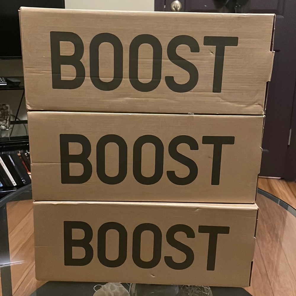 Empty size 11-1/2 Yeezy boost 350 box